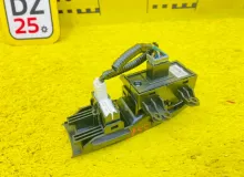 Кнопка ручника HONDA VEZEL 2014/Цвет NH731P 35355T7AJ112M1 RU3 LEB, передняя