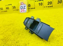 Кнопка ручника HONDA VEZEL 2014/Цвет NH788P 35355T7AJ112M1 RU4 LEB, передняя