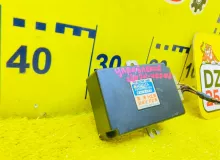 Блок управления свечами накала TOYOTA LAND CRUISER 1992/Цвет 26P 2852117100 HZJ77HV 1HZ, передний