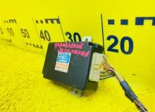 Блок управления свечами накала TOYOTA LAND CRUISER 1992/Цвет 26P 2852117100 HZJ77HV 1HZ, передний
