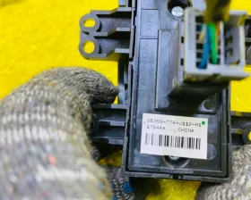 Кнопка ручника HONDA