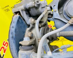 Задняя балка Toyota