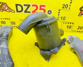 Корпус воздушного фильтра Nissan