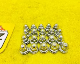 Гайка на колесо Toyota