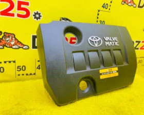 Пластиковая крышка на двс TOYOTA