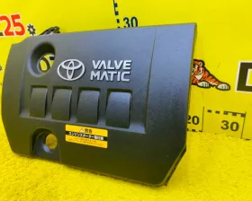 Пластиковая крышка на двс TOYOTA