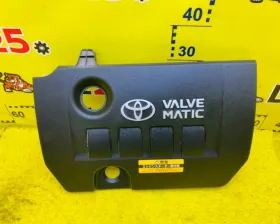 Пластиковая крышка на двс TOYOTA