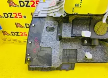 Обшивка багажника TOYOTA ISIS 2012/Цвет 070 6473044510B0 ZGM15W 2ZRFAE, задняя правая