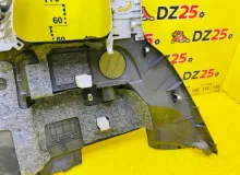 Обшивка багажника TOYOTA ISIS 2012/Цвет 070 6473044510B0 ZGM15W 2ZRFAE, задняя правая