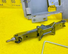 Поддомкратник/ домкрат TOYOTA