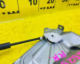 Доводчик двери TOYOTA