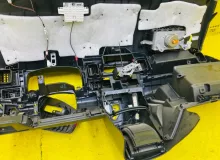 Торпеда TOYOTA ISIS 2012/Цвет 070 5530044020B0 ZGM15W 2ZRFAE, передняя