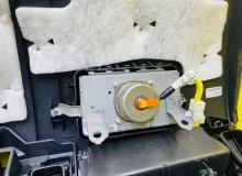 Торпеда TOYOTA ISIS 2012/Цвет 070 5530044020B0 ZGM15W 2ZRFAE, передняя