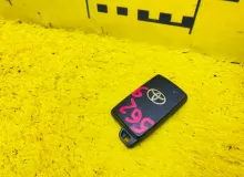 Ключ зажигания TOYOTA ISIS 2012/Цвет 070 8990428440 ZGM15W 2ZRFAE, передний