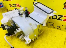 Печка салона TOYOTA ISIS 2012/Цвет 070 8713044150 ZGM15W 2ZRFAE, передняя