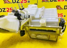Печка салона TOYOTA ISIS 2012/Цвет 070 8713044150 ZGM15W 2ZRFAE, передняя