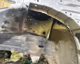 Лонжерон TOYOTA