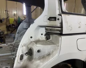 Крыло заднее TOYOTA