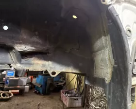Крыло заднее TOYOTA