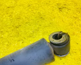 Амортизатор Nissan