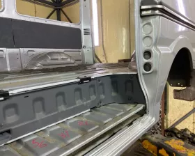Порог кузова Nissan