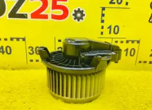 Мотор печки TOYOTA WISH 2013/Цвет 202 8710312060 ZGE25W 2ZRFAE, передний