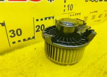 Мотор печки TOYOTA WISH 2013/Цвет 202 8710312060 ZGE25W 2ZRFAE, передний