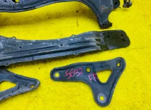 Балка под двс TOYOTA WISH 2013/Цвет 202 5120120371 ZGE25W 2ZRFAE, передняя