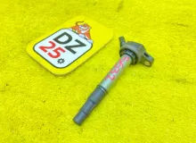Катушка зажигания TOYOTA WISH 2013/Цвет 202 9091902258 ZGE25W 2ZRFAE, передняя