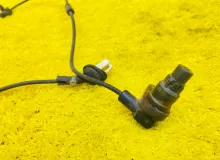 Датчик abs TOYOTA WISH 2013/Цвет 202 8954568020 ZGE25W 2ZRFAE, задний правый