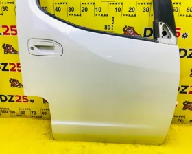 Дверь боковая Nissan