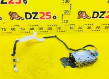 Усилитель магнитофона TOYOTA WISH 2013/Цвет 202 8628068020 ZGE20W 2ZRFAE, передний