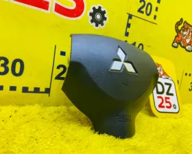 Подушка безопасности водителя Mitsubishi