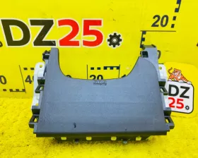 Подушка безопасности для колен Mitsubishi
