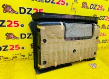 Ванночка в багажник MITSUBISHI PAJERO IO 2000/Цвет W75D MR590200 H76W 4G93T, задняя