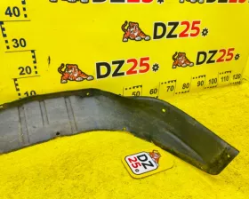 Подкрылок MITSUBISHI