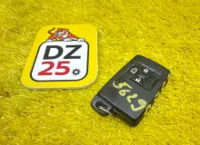 Ключ зажигания TOYOTA ISIS 2012/Цвет 070 8990428440 ZGM15W 2ZRFAE, передний