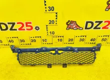 Решетка радиатора MITSUBISHI PAJERO IO 2000/Цвет W75D MR566968 H76W 4G93T, передняя