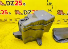 Корпус воздушного фильтра MITSUBISHI PAJERO IO 2000/Цвет W75D MR373750 H76W 4G93T, передний