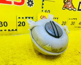 Бачок расширительный VAG