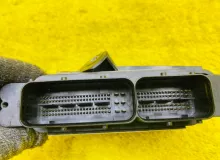 Блок управления двс AUDI A3 2014/Цвет LX7W 04E907309A 8VCXS CXSA, передний