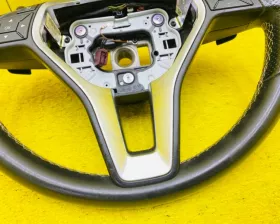 Руль Mercedes-Benz