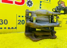 Суппорт Mercedes-Benz GLA-CLASS 2014/650U A0004216881 WDC156/X156/156.942 M270E16/270.910/270910, передний правый