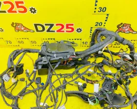 Коса под капот Mercedes-Benz