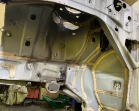 Лонжерон Mercedes-Benz