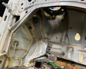 Лонжерон Mercedes-Benz