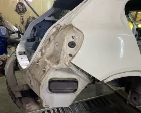 Крыло заднее Mercedes-Benz