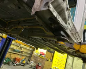 Порог кузова Mercedes-Benz