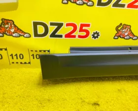 Накладка на порог SUZUKI