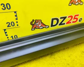 Накладка на порог SUZUKI